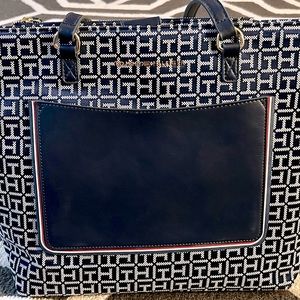 Large Tommy Hilfiger Tote Navy Blue